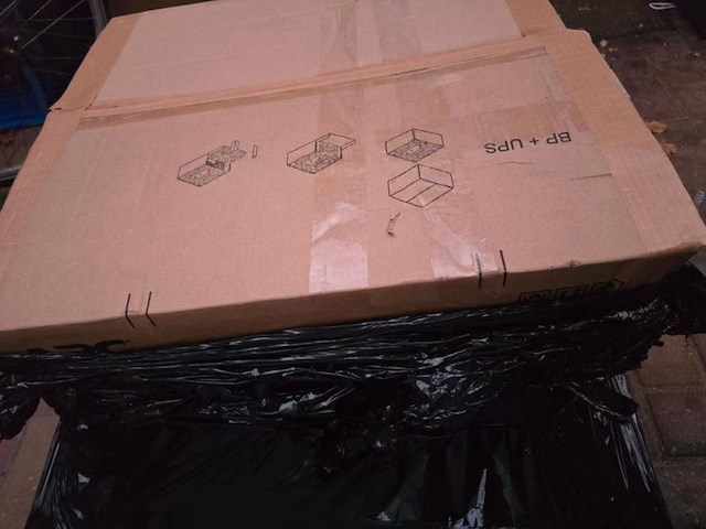 Apc smart-ups x externe batterij-unit smx120bp – nieuw in doos - afbeelding 2 van  6