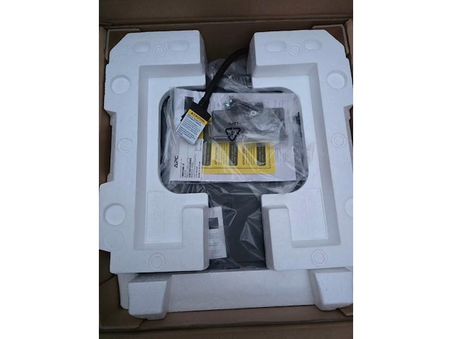 Apc smart-ups x externe batterij-unit smx120bp – nieuw in doos - afbeelding 3 van  6