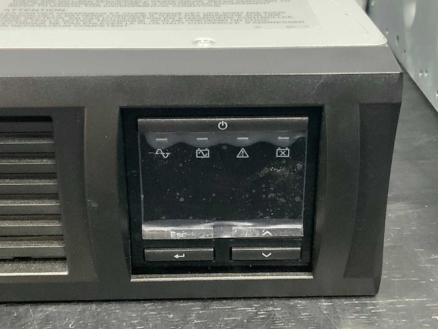 Apc smt1500rmi2u wifi, router & switch (2x) - afbeelding 6 van  12