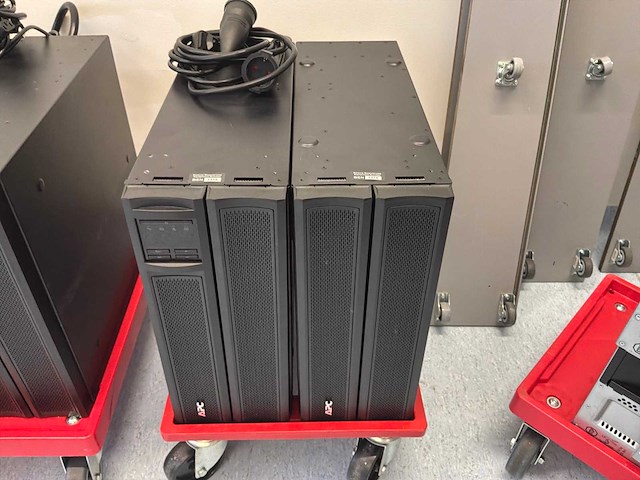 Apc smx2200hv ups (3x) - afbeelding 3 van  6