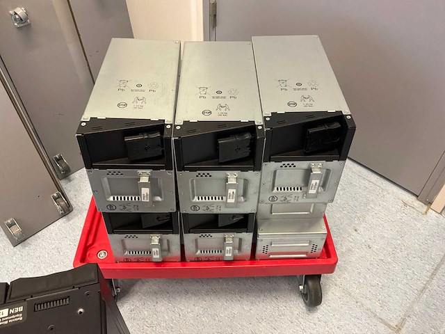 Apc smx2200hv ups (3x) - afbeelding 5 van  6
