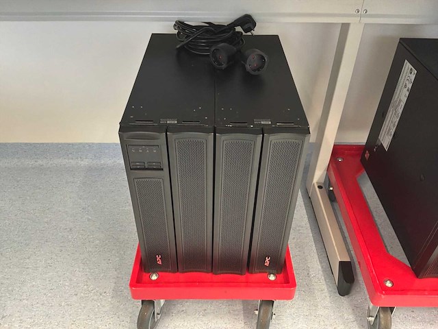 Apc smx2200hv ups (3x) - afbeelding 3 van  6