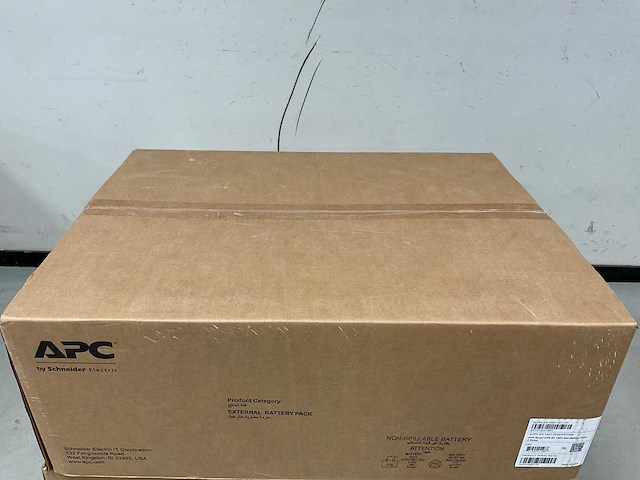 Apc (srtg192xlbp2) smart ups rt 192v 9ah battery pack - afbeelding 2 van  2