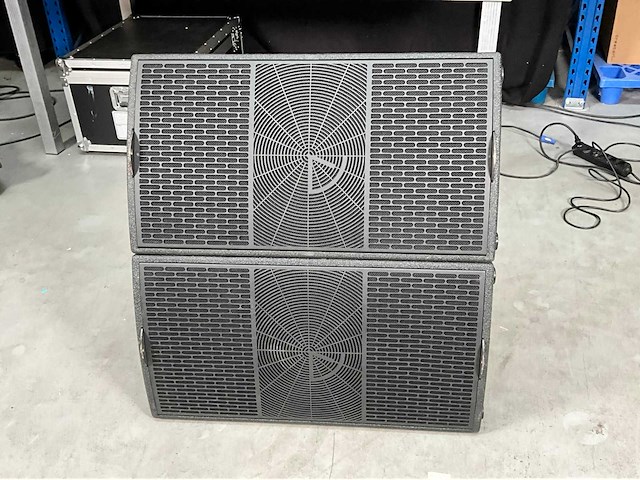 Apia axi line array luidspreker (2x) - afbeelding 8 van  12
