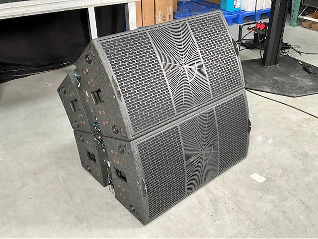 Apia axi line array luidspreker (2x) - afbeelding 9 van  12