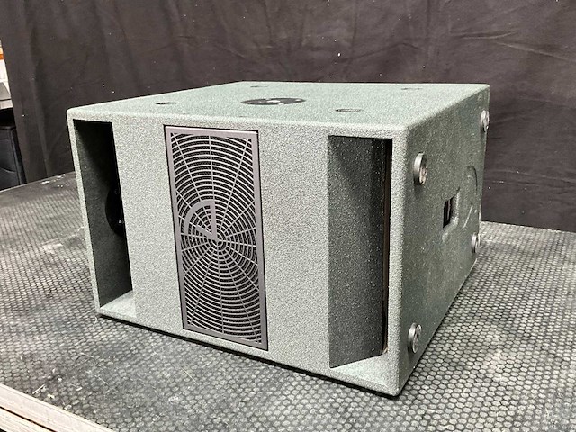Apia cm-sub subwoofer - afbeelding 1 van  1