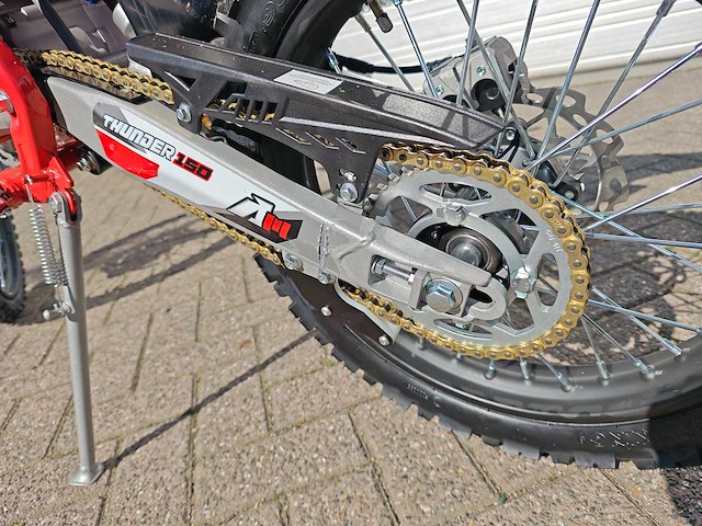 Apollo - thunder 150 - crossmotor 150cc - afbeelding 10 van  18