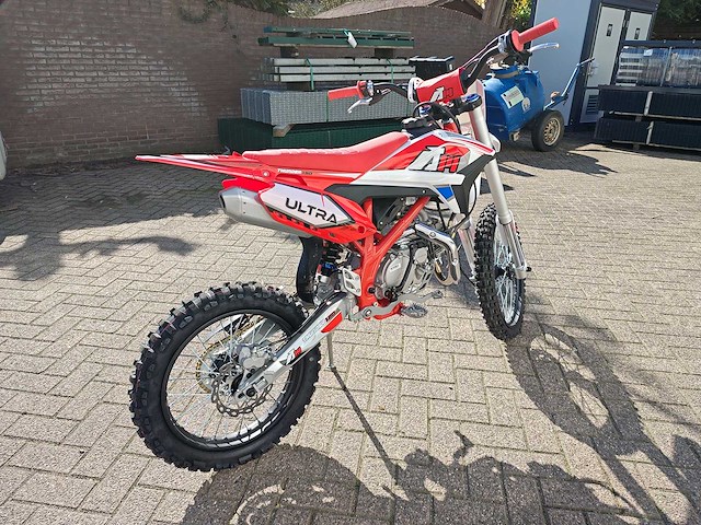 Apollo thunder - agb35 - crossmotor 150cc - afbeelding 14 van  18