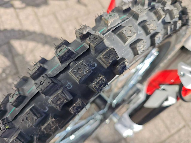 Apollo thunder - agb35 - crossmotor 150cc - afbeelding 18 van  18