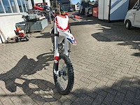 Apollo thunder - agb35 - crossmotor 150cc - afbeelding 14 van  18