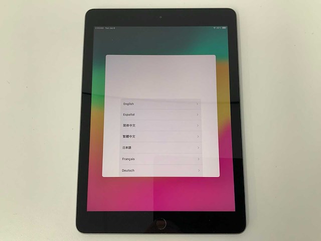 Apple - 9.7-inch ipad wi-fi, 32gb, space gray - mr7f2nf/a - afbeelding 1 van  2