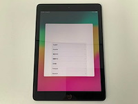 Apple - 9.7-inch ipad wi-fi, 32gb, space gray - mr7f2nf/a - afbeelding 1 van  2