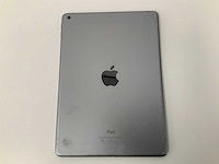 Apple - 9.7-inch ipad wi-fi, 32gb, space gray - mr7f2nf/a - afbeelding 2 van  2