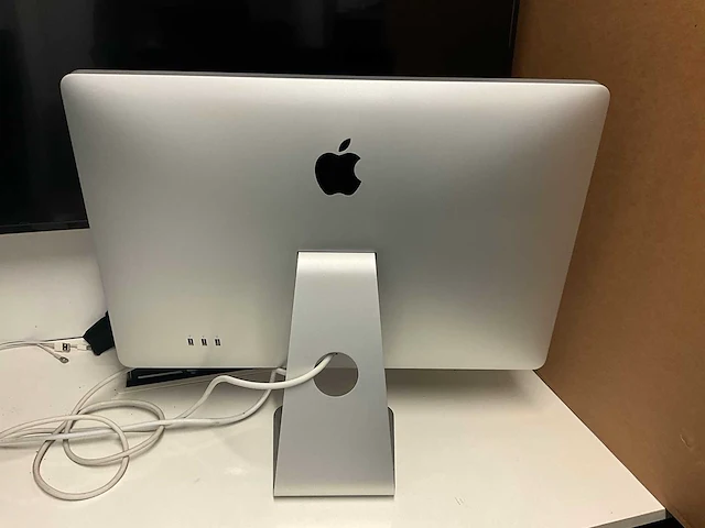 Apple - a1267 - led cinema display 24 inch - afbeelding 2 van  3
