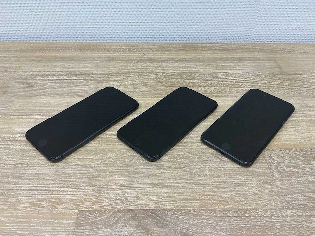 Apple - a1905 - iphone 8 (3x) - afbeelding 1 van  3