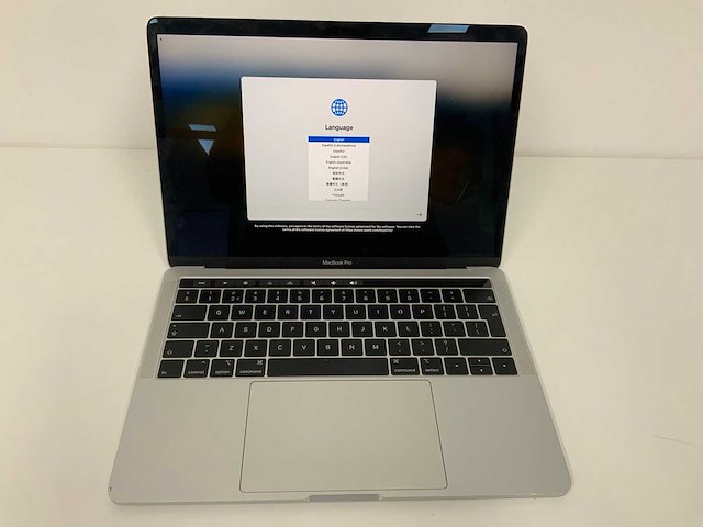 Apple - a2159 13-inch macbook pro muhn2n/a - laptop - afbeelding 1 van  3