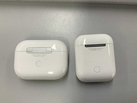 Apple - airpods 1 pro & airpods 2 with charging case (2x) - afbeelding 2 van  2