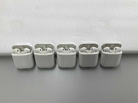 Apple - airpods 1 with charging case (5x) - afbeelding 1 van  1