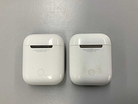 Apple - airpods 2 with charging case (2x) - afbeelding 2 van  2