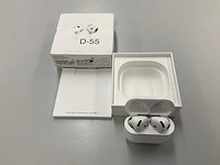Apple - airpods 4 with charging case - mxp63zm/a - afbeelding 1 van  3