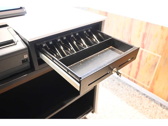 Apple - cash-it ipad pro 13-inch tablet touchscreen kassa-systeem met epson bonnenprinter, safescan en yomani pin-terminal - afbeelding 8 van  11