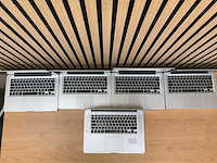 Apple - diverse macbooks - laptops (5x) - afbeelding 2 van  4