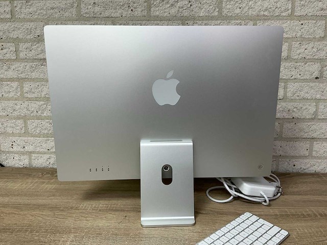 Apple - imac 24” (m3, 16gb) - desktop - afbeelding 5 van  8