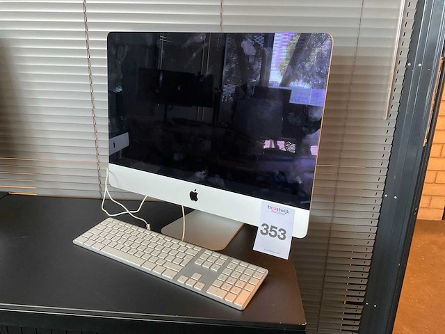 Apple - imac14,3 - imac - desktop - afbeelding 2 van  5