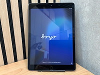 Apple - ipad - 8th gen - 32 gb wi-fi space gray - afbeelding 1 van  3
