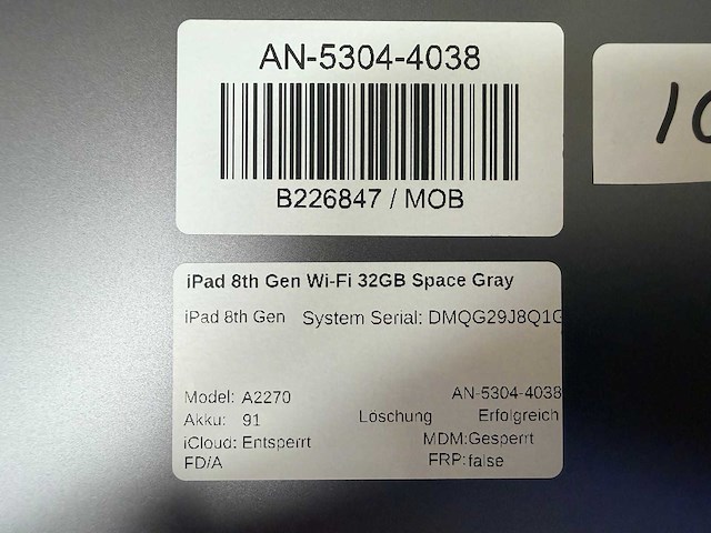Apple - ipad - 8th gen - 32 gb wi-fi space gray - afbeelding 3 van  4