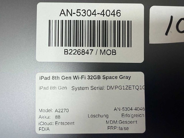 Apple - ipad - 8th gen - 32 gb wi-fi space gray - afbeelding 3 van  3