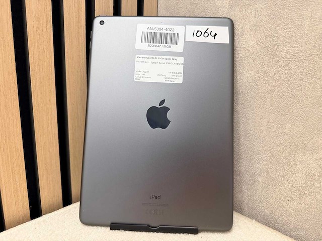 Apple - ipad - 8th gen - 32 gb wi-fi space gray - afbeelding 2 van  6