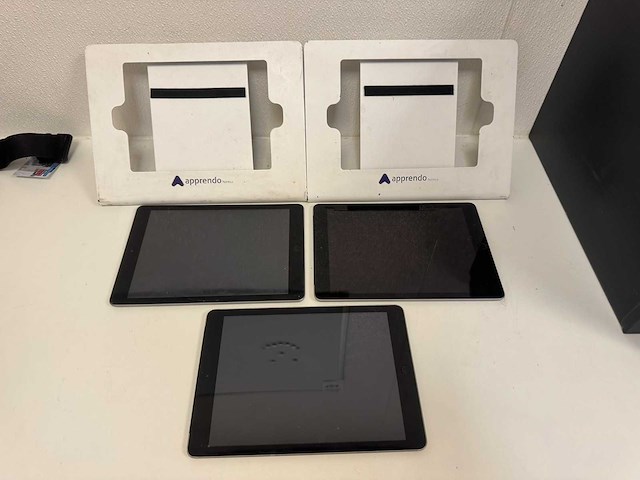 Apple - ipad - tablet (3x) - afbeelding 1 van  4