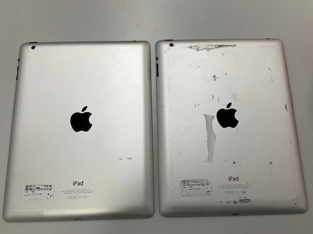 Apple - ipad 4 wifi 16gb black (2x) - afbeelding 2 van  2