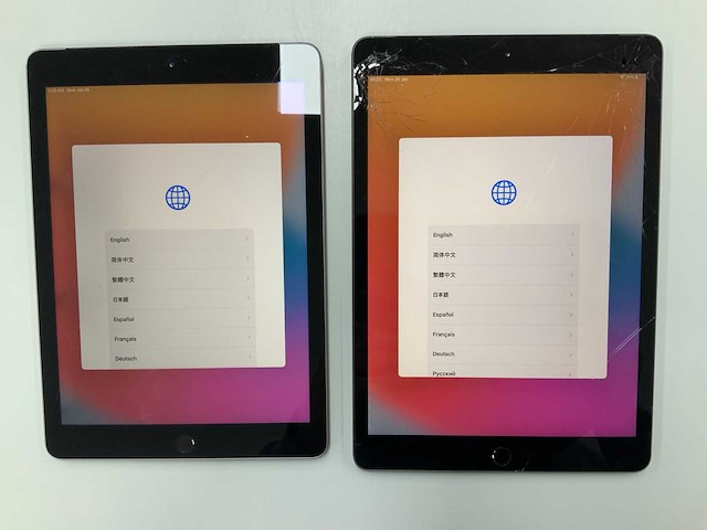 Apple - ipad 5 32gb space gray & ipad 7 32gb space gray (2x) - afbeelding 1 van  3