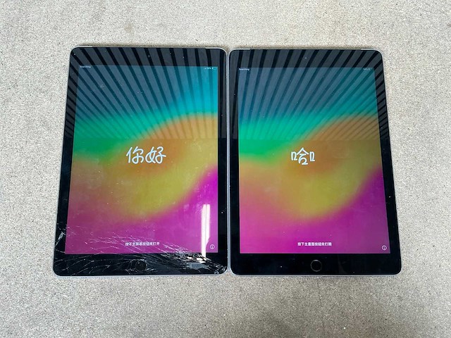 Apple - ipad (6th gen, 32gb) - tablet (3x) - afbeelding 1 van  3