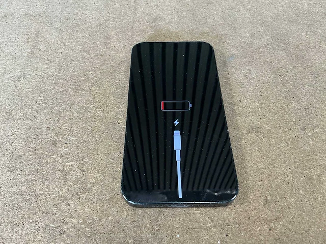 Apple - iphone 13 (128gb) - mobiele telefoon - afbeelding 1 van  3