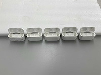 Apple - lege airpods pro cases (5x) - afbeelding 1 van  2