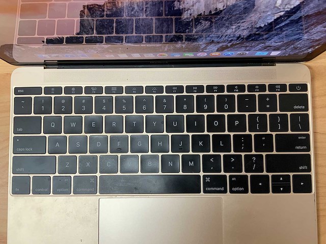 Apple - macbook a1534 - laptop - afbeelding 4 van  6