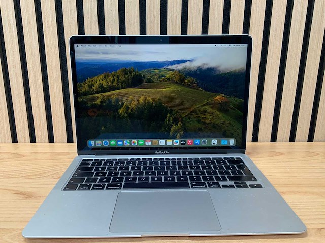 Apple - macbook air - i7 / 16gb / 500gb / 13,3'' laptop - afbeelding 1 van  7
