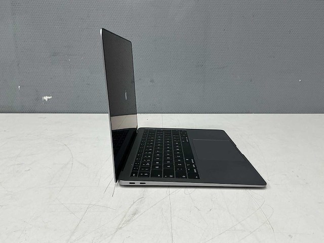 Apple - macbook air a1932 13 inch (2x) - afbeelding 12 van  13