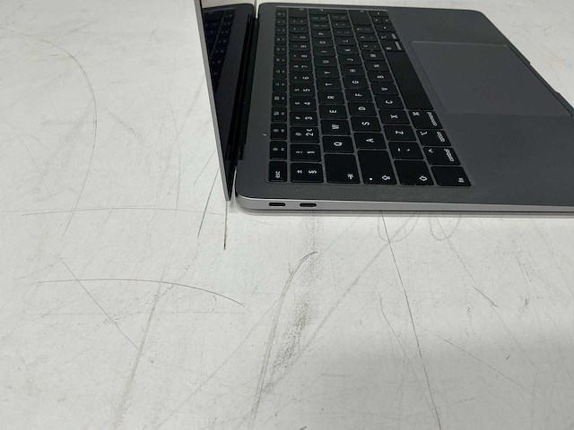 Apple - macbook air a1932 13 inch (2x) - afbeelding 13 van  13