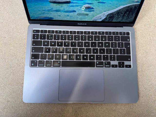Apple - macbook air (m1, 2020) - laptop - afbeelding 2 van  8