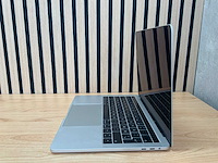 Apple - macbook pro - i5 / 8gb / 512gb / 13,3'' laptop - afbeelding 3 van  7