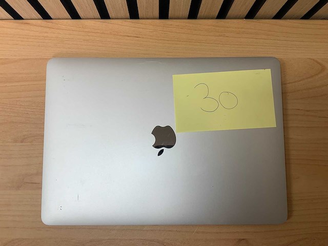 Apple - macbook pro - i5 / 8gb / 512gb / 13,3'' laptop - afbeelding 7 van  7