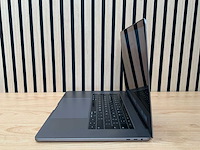 Apple - macbook pro - i7 / 16gb / 256gb / 15,4'' laptop - afbeelding 2 van  7