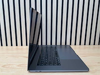 Apple - macbook pro - i7 / 16gb / 256gb / 15,4'' laptop - afbeelding 3 van  7