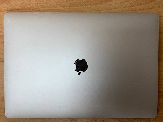 Apple - macbook pro - i7 / 16gb / 500gb / 16'' laptop - afbeelding 7 van  7