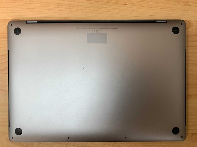 Apple - macbook pro - i7 / 16gb / 500gb / 16'' laptop - afbeelding 6 van  7