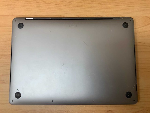 Apple - macbook pro - i7 / 16gb / 512gb / 13,3'' laptop - afbeelding 6 van  7